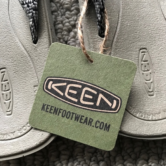 Women's KEEN Footwear Harvest Flip Flop Sandal Size 7 In Black/Gray/Multicolor - Picture 5 of 11